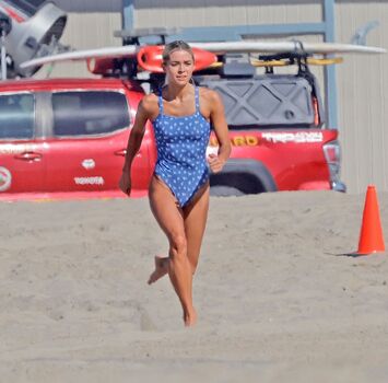 Livvy dunne  page leaked private photo uncensored HD quality