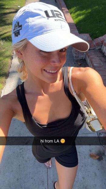 Livvy dunne  page leaked private photo uncensored HD quality