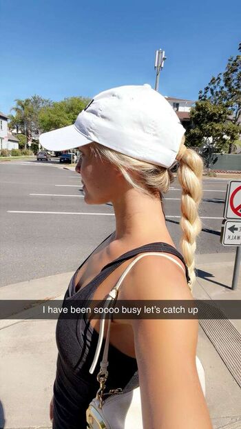 Livvy dunne  page leaked private photo uncensored HD quality