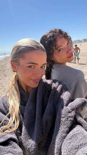 Livvy dunne  page leaked private photo uncensored HD quality