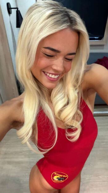 Livvy dunne  page leaked private photo uncensored HD quality