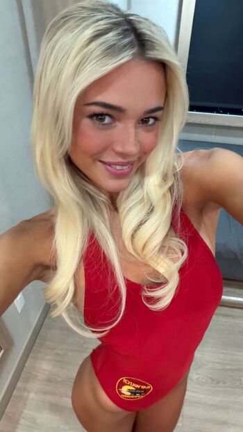 Livvy dunne  page leaked private photo uncensored HD quality