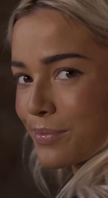 Livvy dunne  page leaked private photo uncensored HD quality