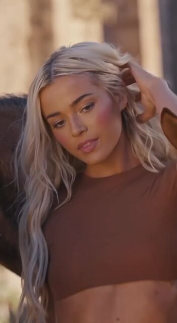 Livvy dunne  page leaked private photo uncensored HD quality