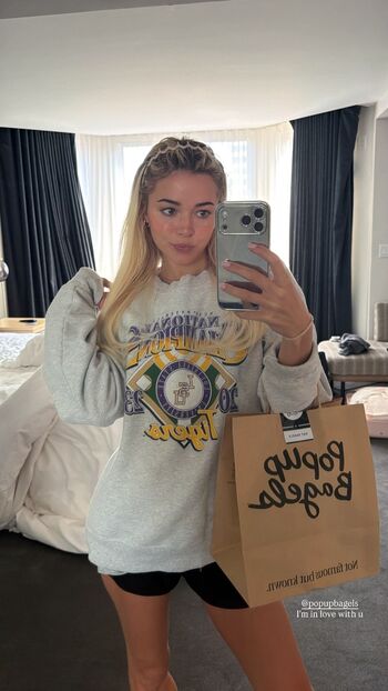 Livvy dunne  page leaked private photo uncensored HD quality