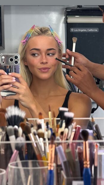 Livvy dunne  page leaked private photo uncensored HD quality