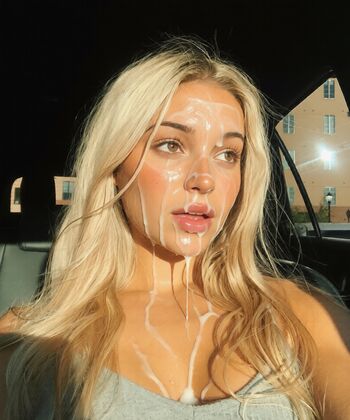 Livvy dunne  page leaked private photo uncensored HD quality