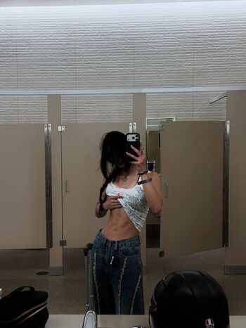 Liza lowe page leaked private photo uncensored HD quality