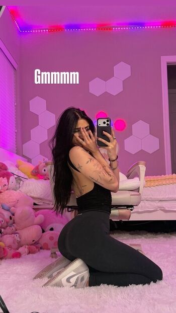 Liza lowe leaked private photo uncensored HD quality