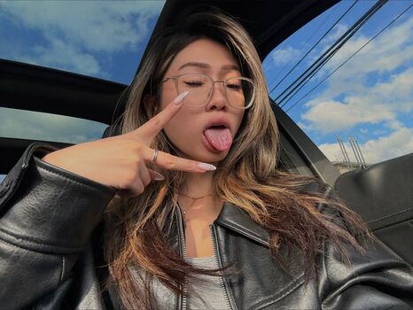 Lluvfifii leaked private photo uncensored HD quality