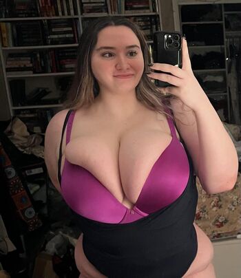 Lovelysquirrel page leaked private photo uncensored HD quality