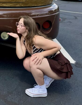 Lucie swartvagher page leaked private photo uncensored HD quality