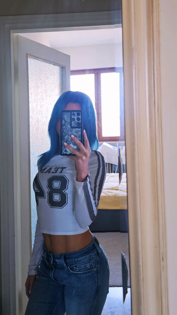 Lucrelisa  page leaked private photo uncensored HD quality