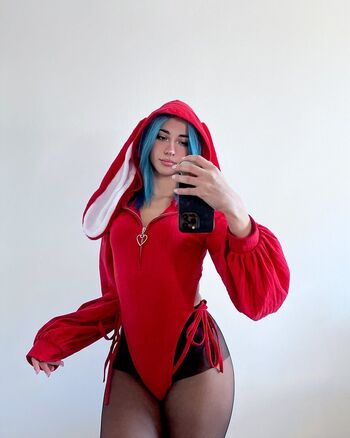 Lucrelisa  page leaked private photo uncensored HD quality