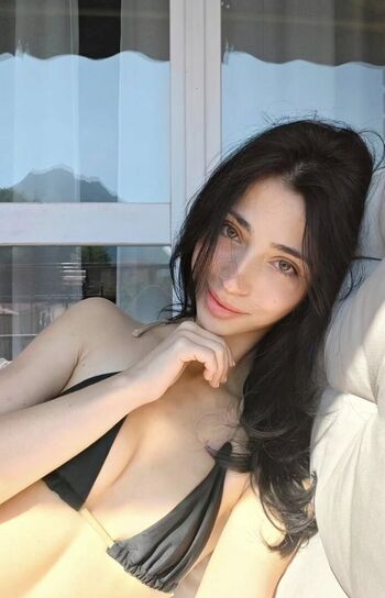 Lucrelisa leaked private photo uncensored HD quality