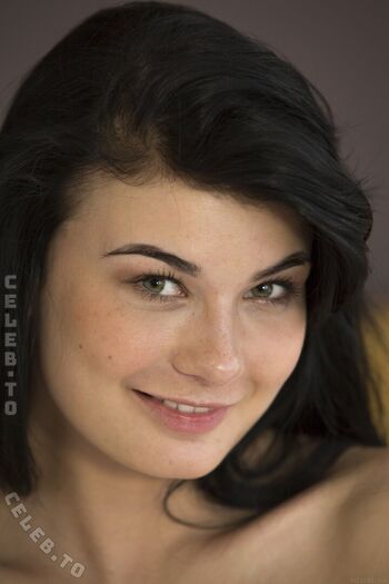 Lucy li page leaked private photo uncensored HD quality