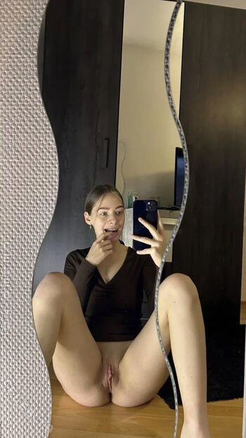 Lucywhoelse page leaked private photo uncensored HD quality
