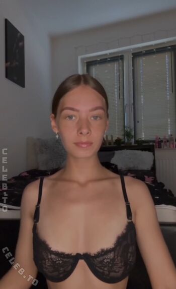 Lucywhoelse page leaked private photo uncensored HD quality