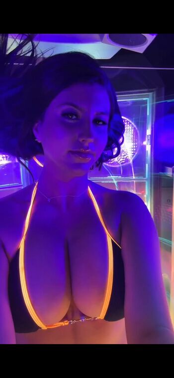 Lydia hollis page leaked private photo uncensored HD quality