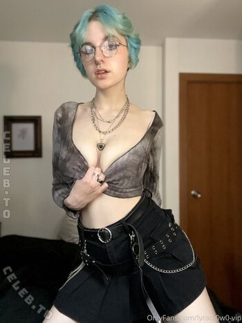 Lyracrw leaked private photo uncensored HD quality