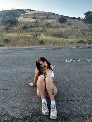 Lyricsliife page leaked private photo uncensored HD quality