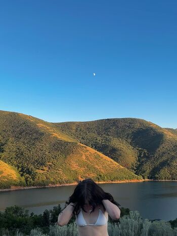 Lyricsliife page leaked private photo uncensored HD quality