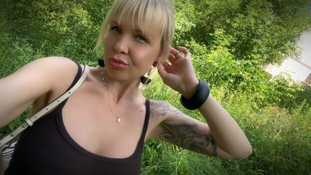 Lyubov tomskaya page leaked private photo uncensored HD quality