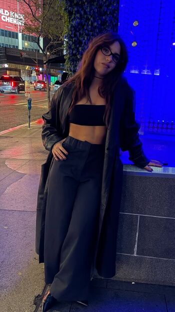 Mackenzie ziegler page leaked private photo uncensored HD quality