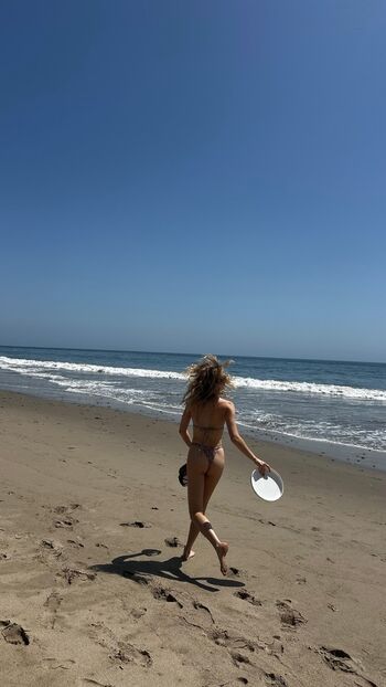 Madeleine arthur leaked private photo uncensored HD quality