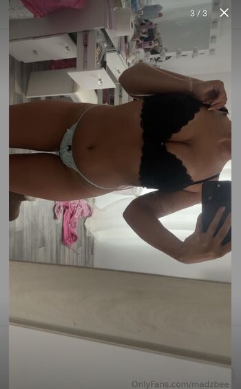 Madzbee leaked private photo uncensored HD quality