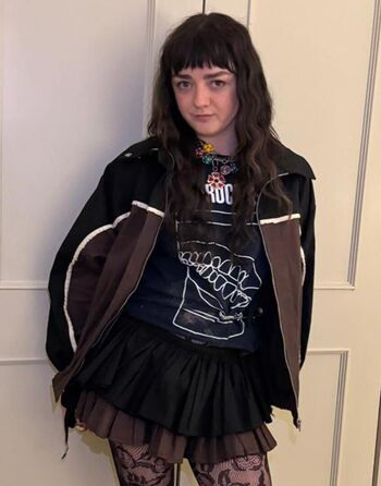 Maisie williams page leaked private photo uncensored HD quality