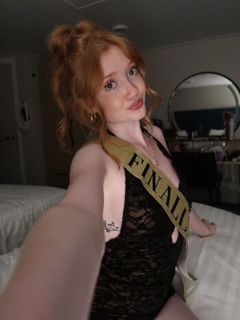 Makenna kelly  page leaked private photo uncensored HD quality