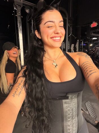 Malu trevejo  page leaked private photo uncensored HD quality
