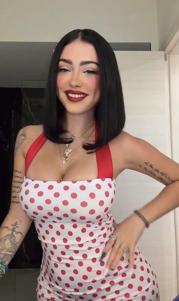 Malu trevejo  page leaked private photo uncensored HD quality