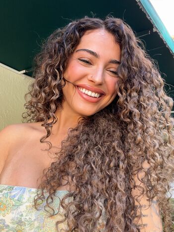 Malu trevejo  page leaked private photo uncensored HD quality