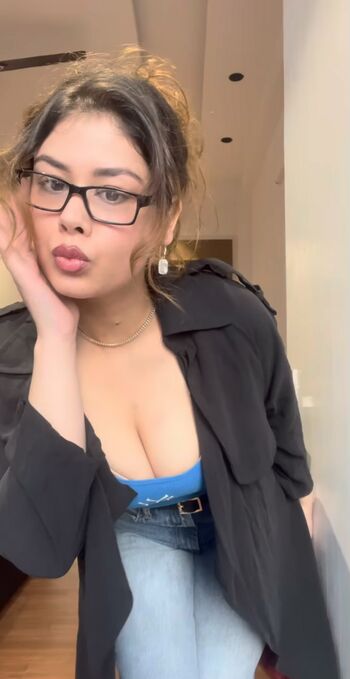 Mansi dasila leaked private photo uncensored HD quality