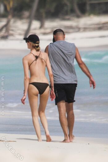 Martha hunt page leaked private photo uncensored HD quality