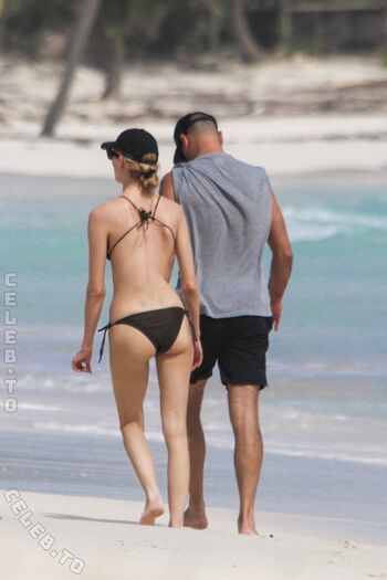 Martha hunt page leaked private photo uncensored HD quality