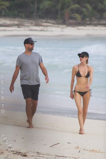 Martha hunt page leaked private photo uncensored HD quality