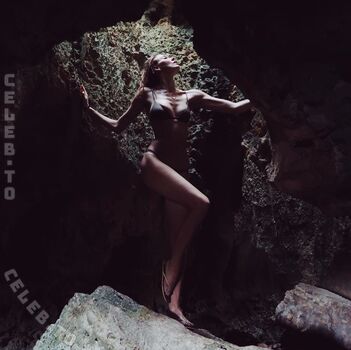 Martha hunt page leaked private photo uncensored HD quality