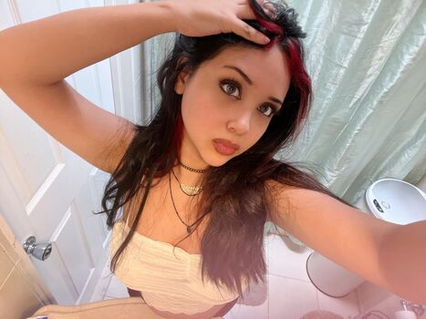 Maskedvixe leaked private photo uncensored HD quality