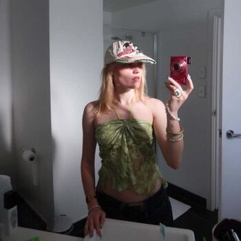 Meg donnelly leaked private photo uncensored HD quality