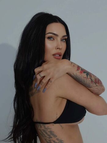 Megan fox  page leaked private photo uncensored HD quality