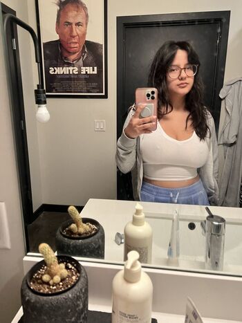 Megantheevalium leaked private photo uncensored HD quality