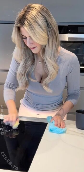 Melina msxou  page leaked private photo uncensored HD quality