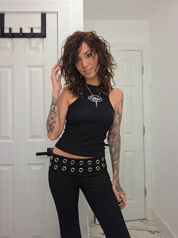 Meloniemac page leaked private photo uncensored HD quality
