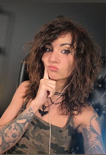 Meloniemac page leaked private photo uncensored HD quality