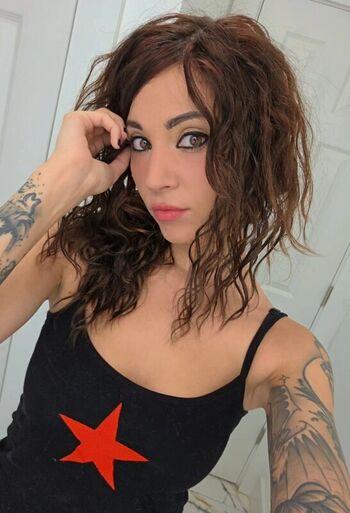 Meloniemac page leaked private photo uncensored HD quality