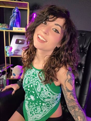 Meloniemac page leaked private photo uncensored HD quality