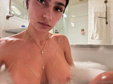 Mia khalifa  page leaked private photo uncensored HD quality